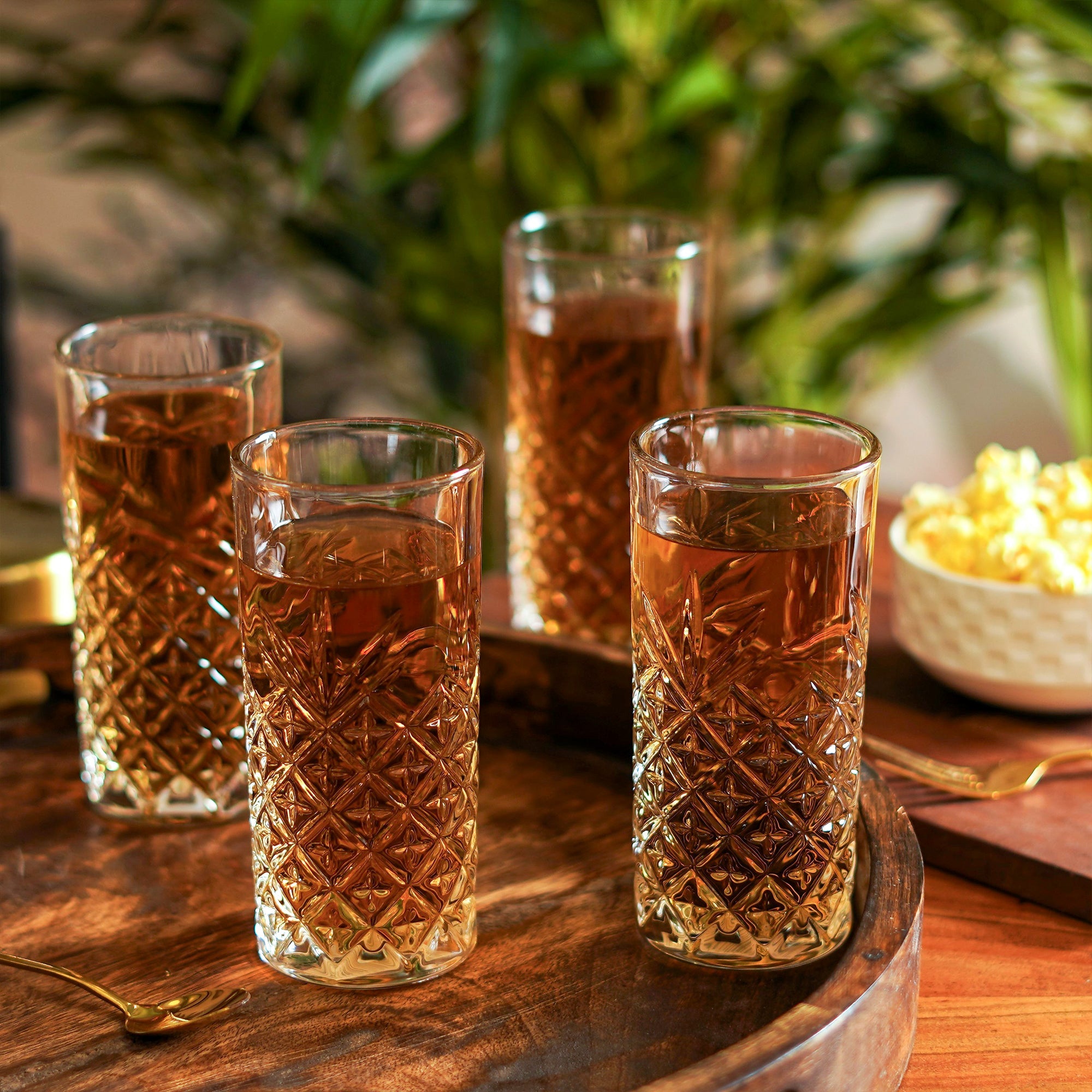 Chic Long Glasses - The Artment