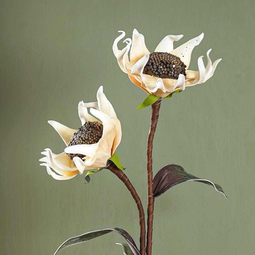 Dahlia Blossom - The Artment