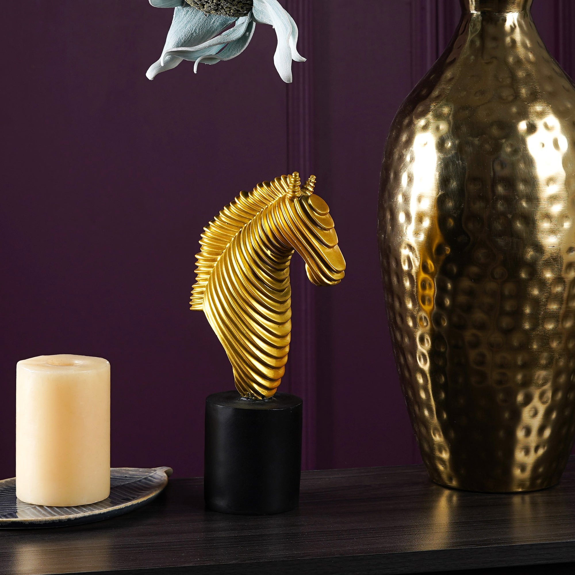 Golden Steed - The Artment