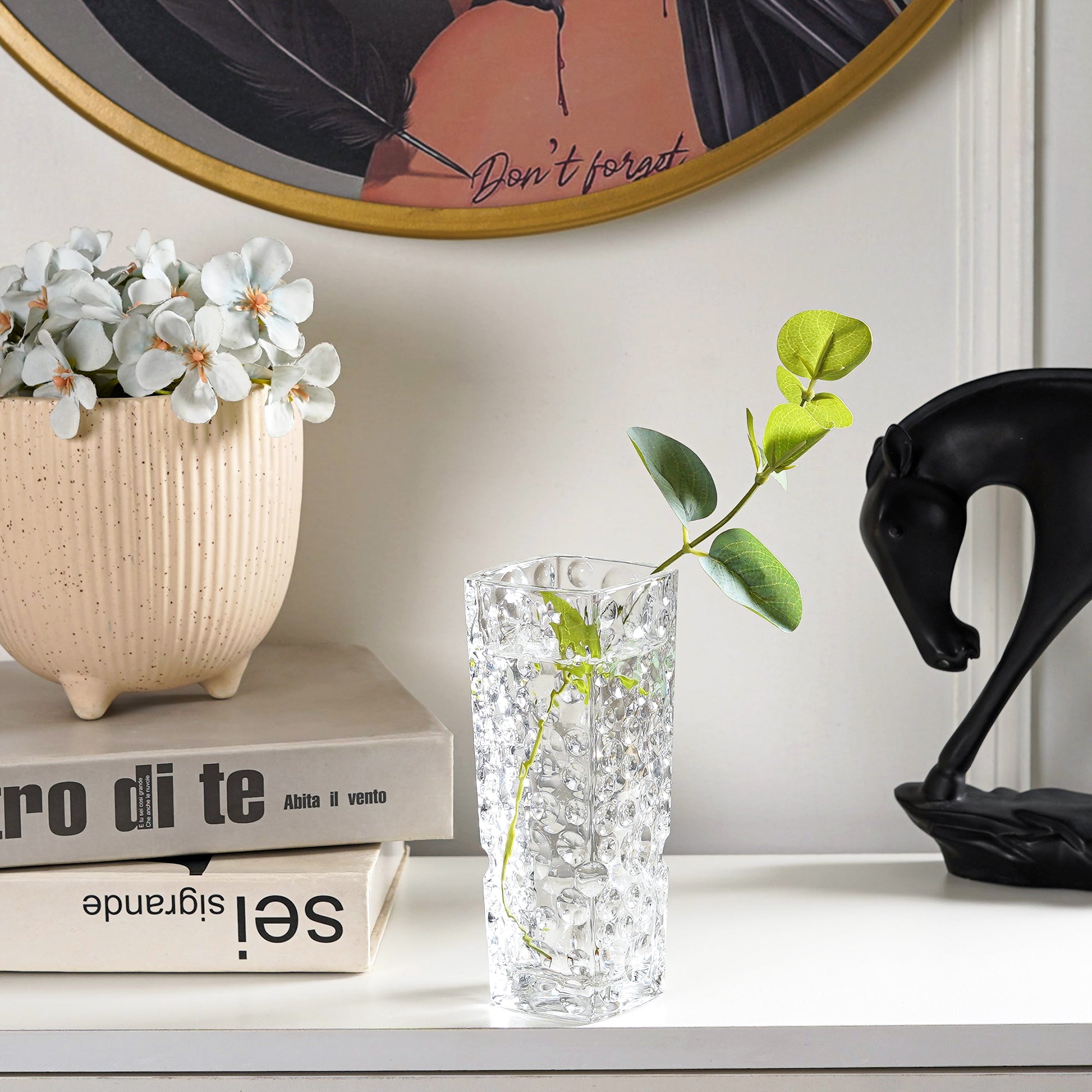 Minimal Frenzy Glass Vase - The Artment