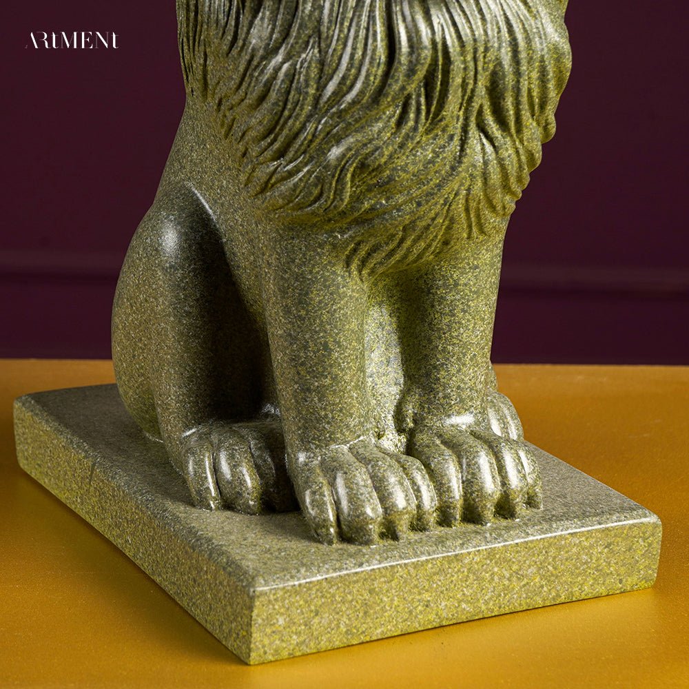Nordic Minimalist Regal Lion - The Artment