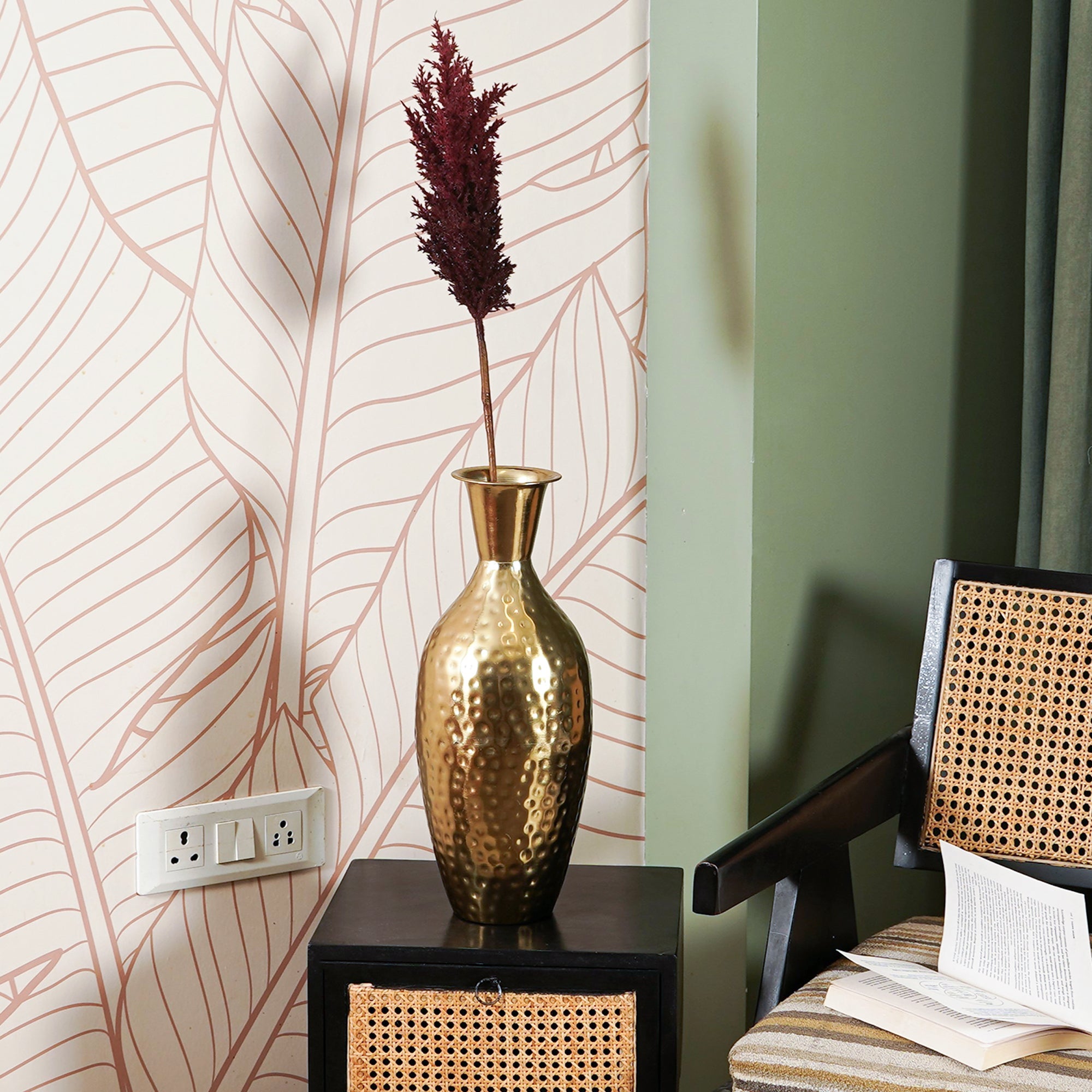 Sabina Pampas Flower - The Artment