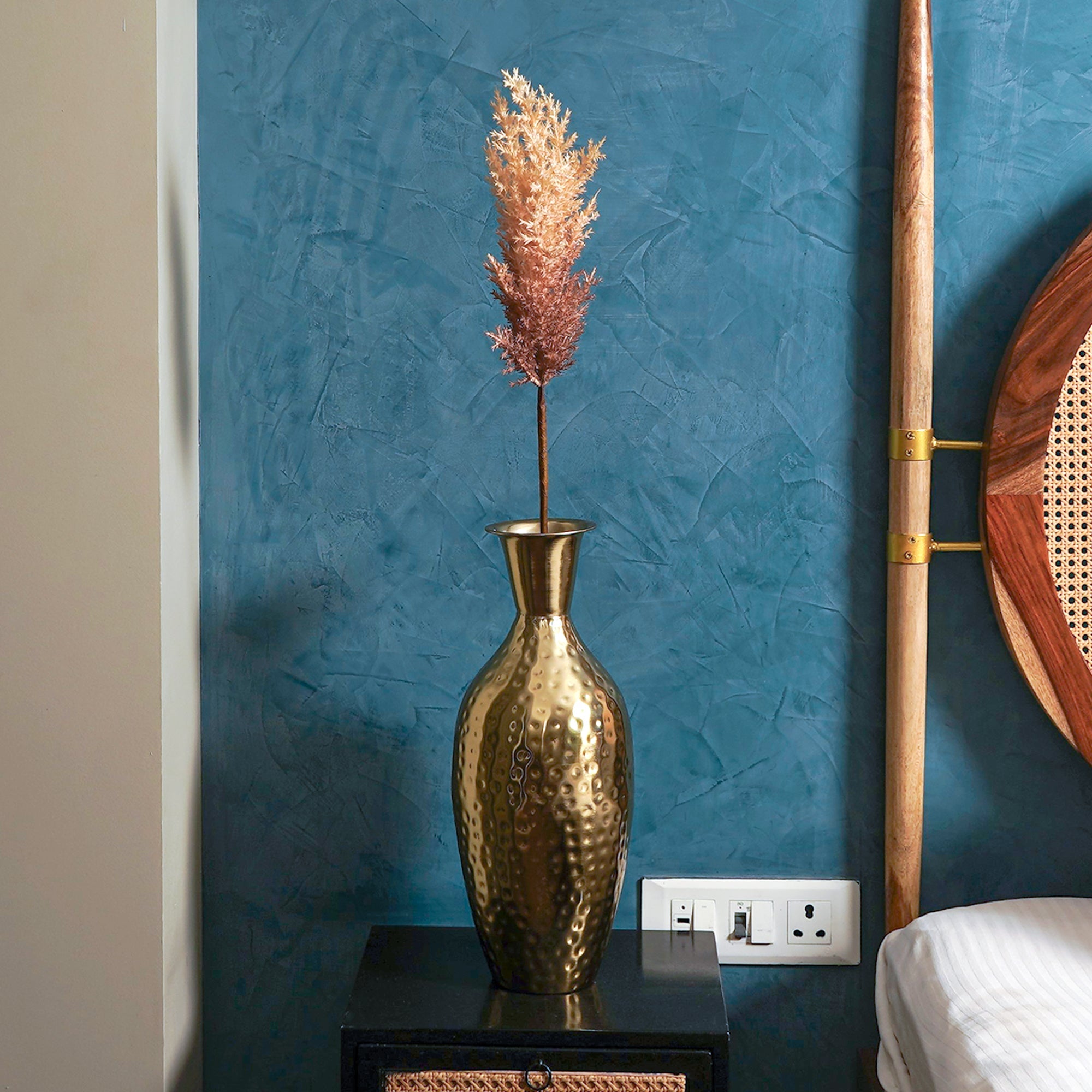 Sabina Pampas Flower - The Artment