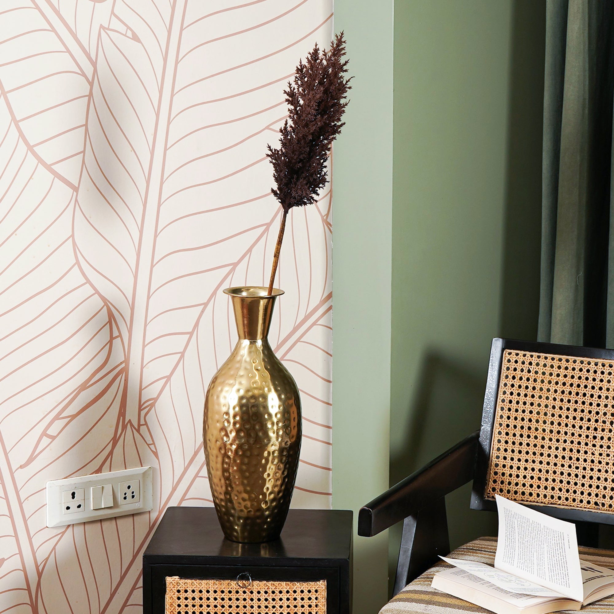 Sabina Pampas Flower - The Artment