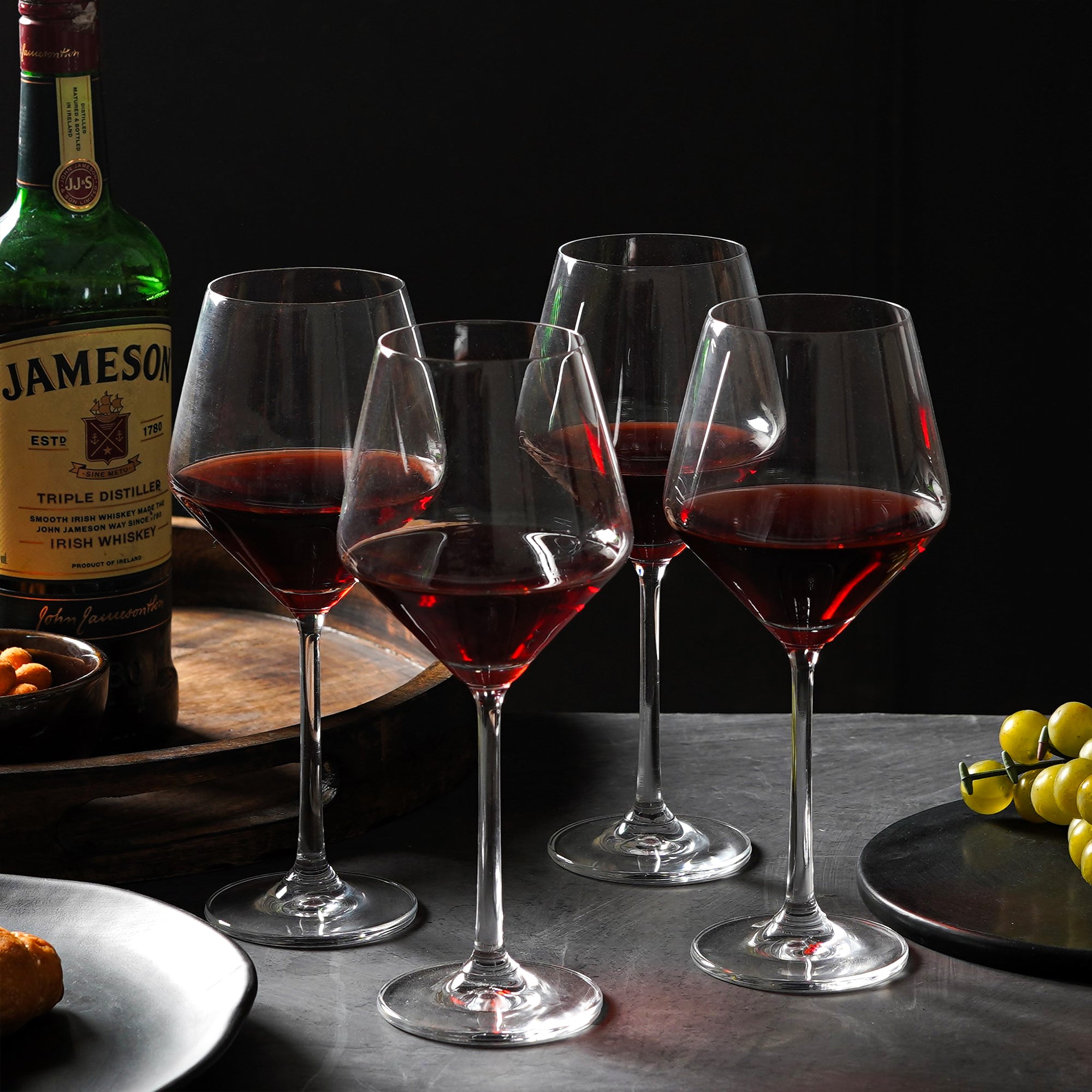 Sculpt Wine Glasses - The Artment