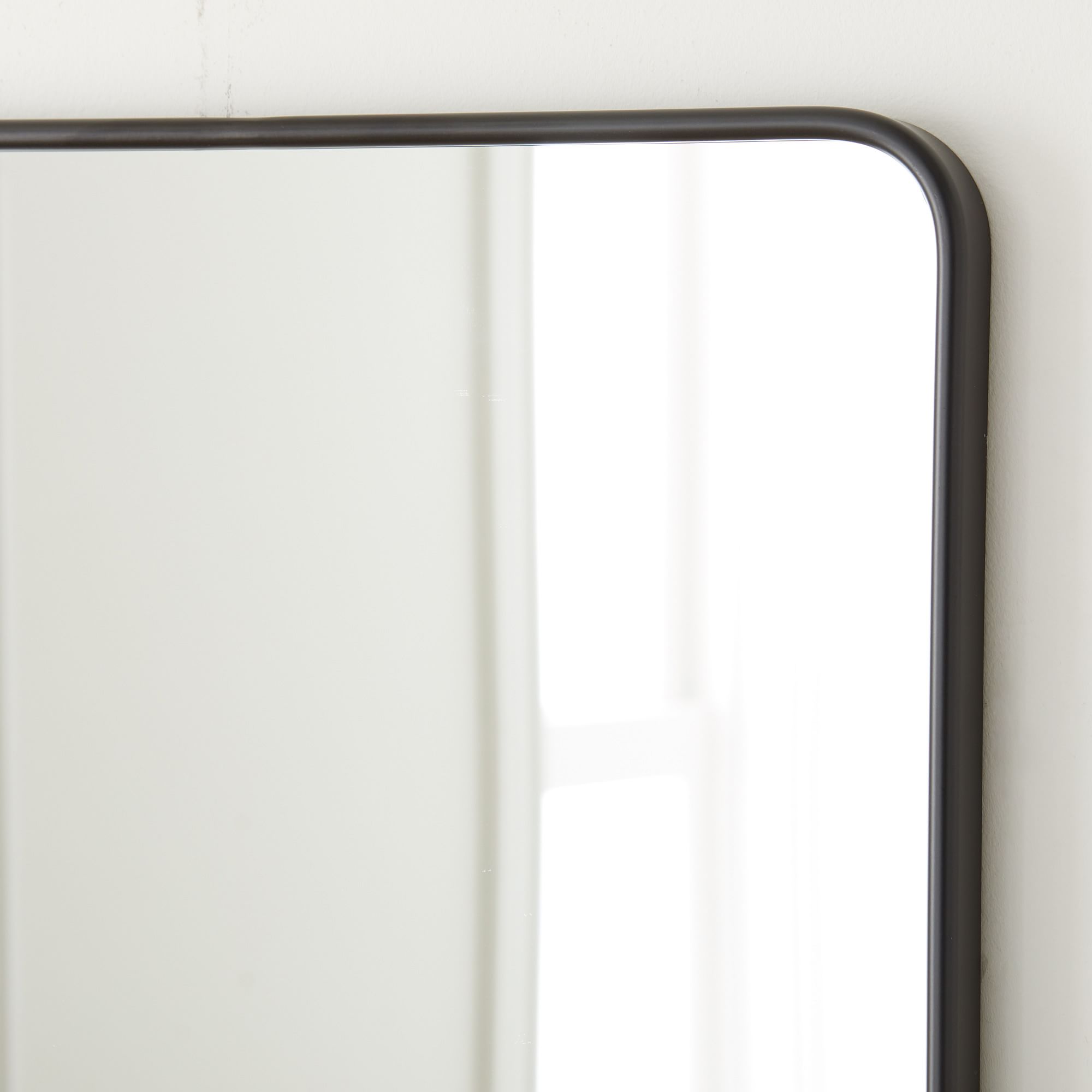 Streamline Wall Mirror - The Artment