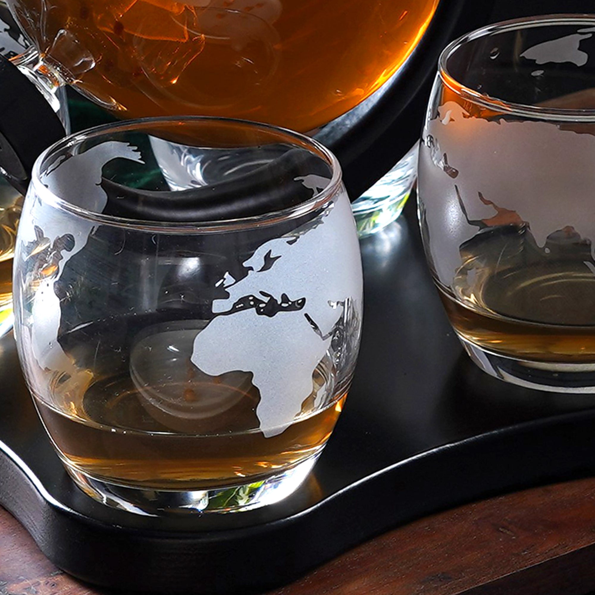 World Decanter Set - The Artment