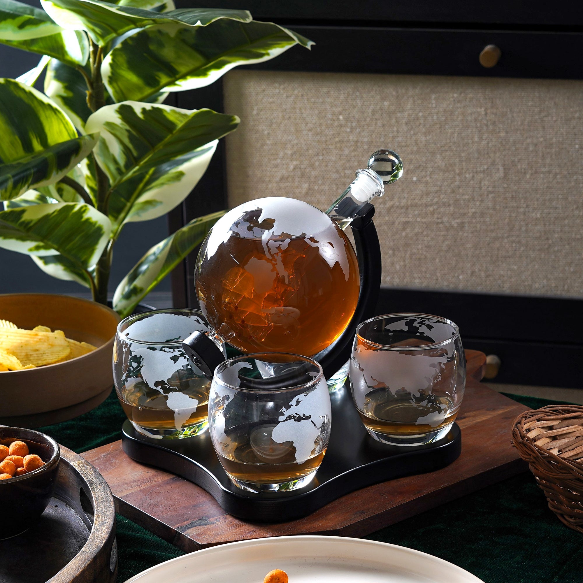 World Decanter Set - The Artment
