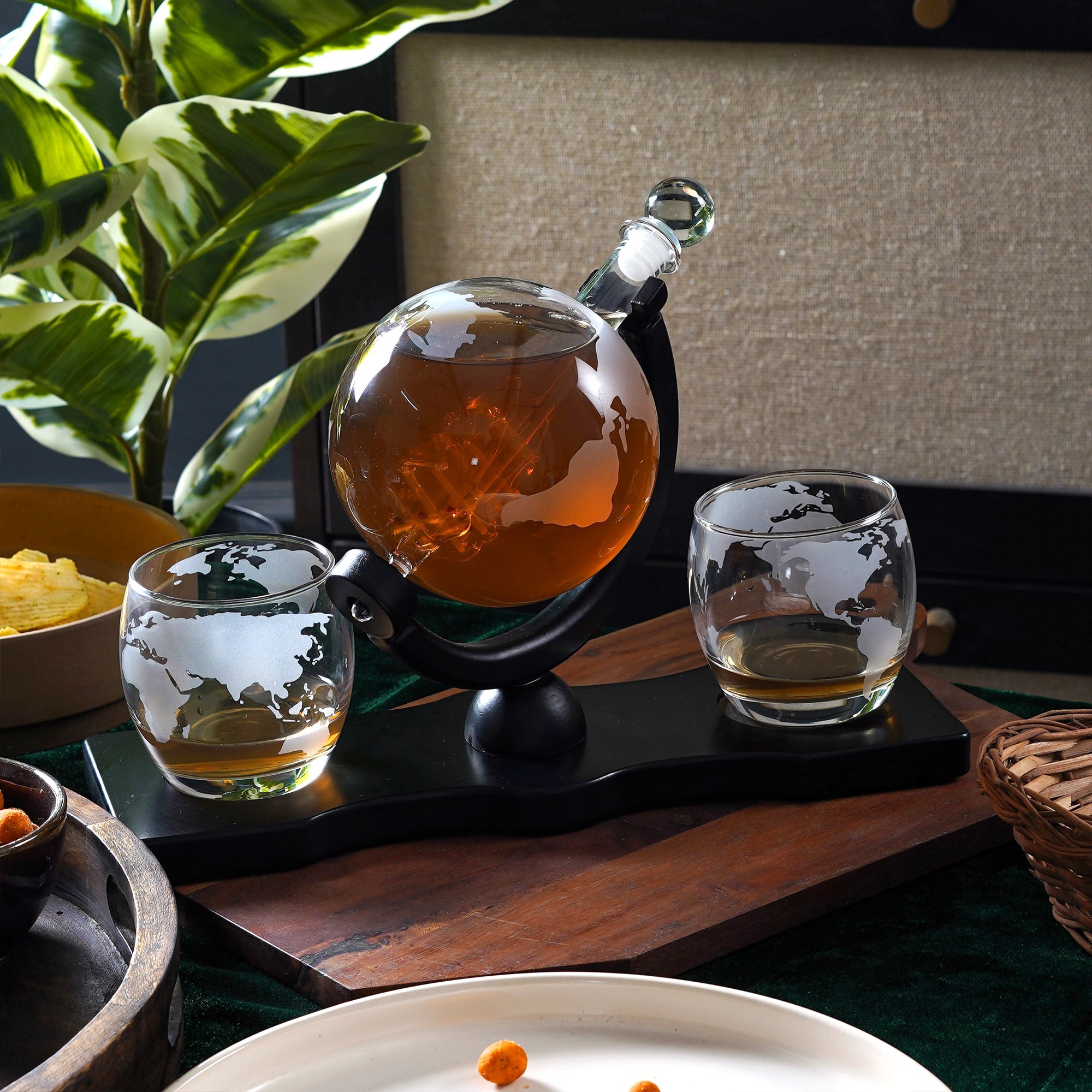 World Decanter Set - The Artment